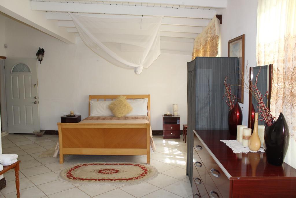 Fern Tree Bed And Breakfast Frigate Bay Esterno foto