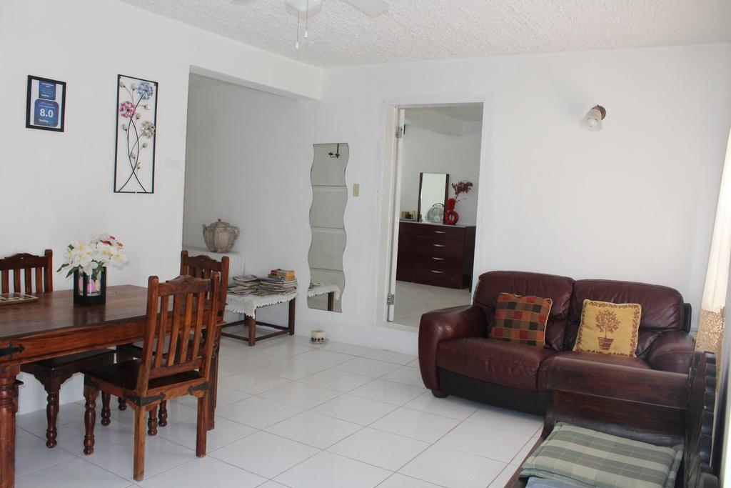 Fern Tree Bed And Breakfast Frigate Bay Esterno foto